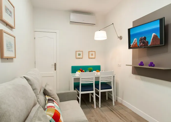 Bajamar מלון דירות 2*