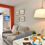 Aparthotel Bajamar 2*