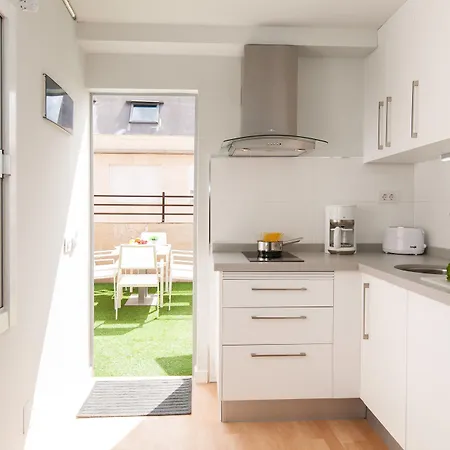 מלון דירות Bajamar 2*