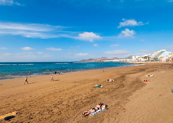 מלון דירות Bajamar 2*