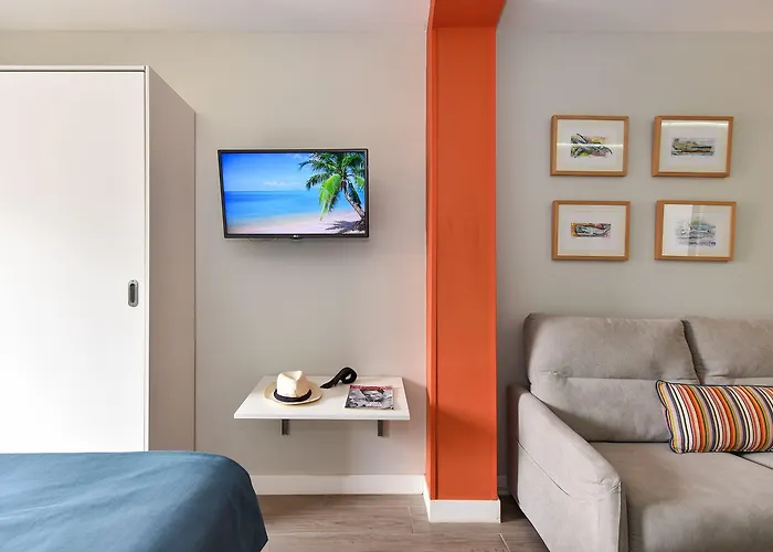 Aparthotel Bajamar 2*