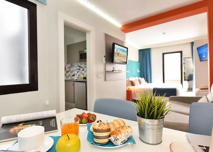 Aparthotel Bajamar 2*