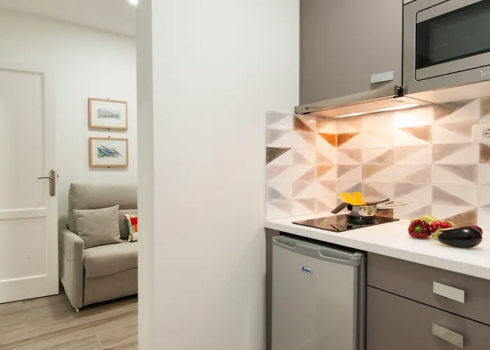 מלון דירות Bajamar 2*