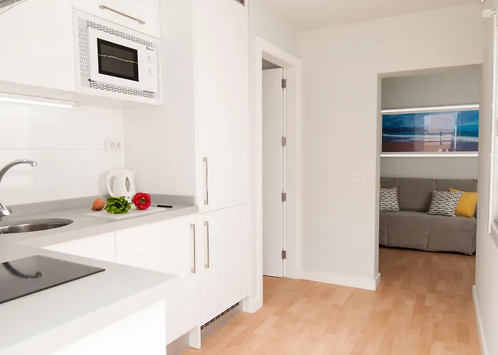 Bajamar Aparthotel 2*