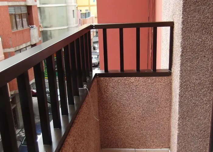 מלון דירות Bajamar 2*